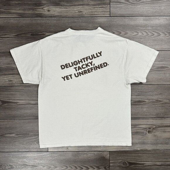 Vintage Y2K Hooters T Shirt - Picture 2 of 5